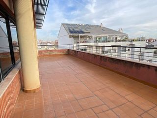 Oficina en alquiler en Aiora en Valencia