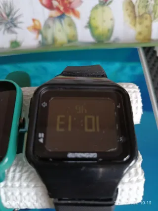 Lote 3 Relojes (funcionan) todos.por 9.75€ los tre