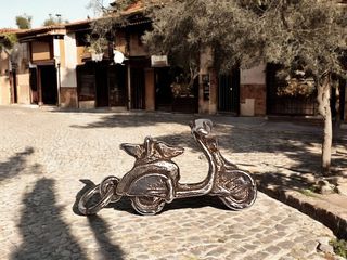 Ciondolo scooter argento. Miniatura da collezione.