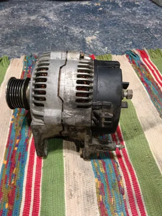 Alternador Bosch 0 123 320 001 VW Vento Mk3