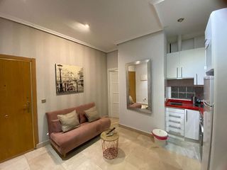 Piso en alquiler en Universidad - Malasaña en Madrid