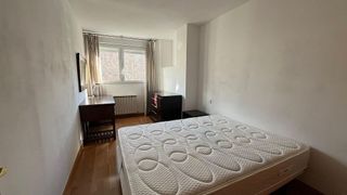 Piso en alquiler en Peñagrande en Madrid