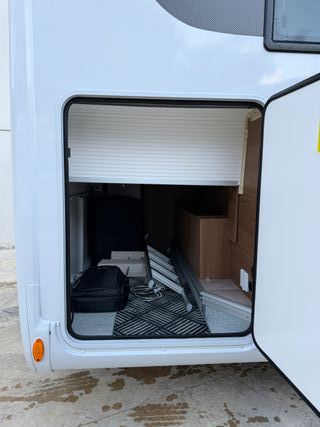 AUTOCARAVANA INTEGRAL BENIMAR AMPHYTRIOM 998