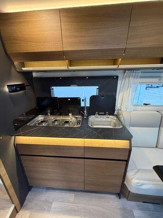 AUTOCARAVANA INTEGRAL BENIMAR AMPHYTRIOM 998