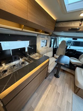 AUTOCARAVANA INTEGRAL BENIMAR AMPHYTRIOM 998