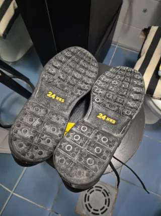 Zapatos 24 Horas Negro Talla 42 Nuevos