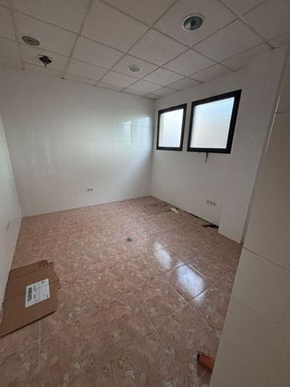 Local comercial en venta en Nules