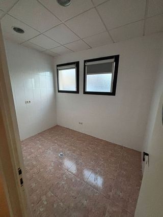 Local comercial en venta en Nules