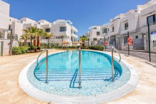 Casa pareada en alquiler en Zona Puerto Deportivo en Fuengirola