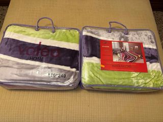 Dos Mantas para cama de 90