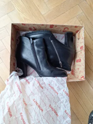 Botines de piel Wonders negros