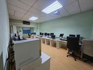 Local comercial en venta en Casagemes - Canyadó en Badalona