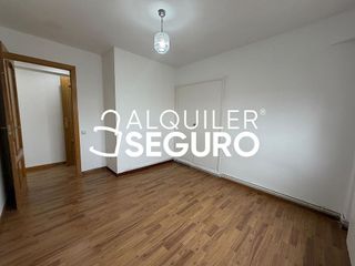 Piso en alquiler en San Diego en Madrid