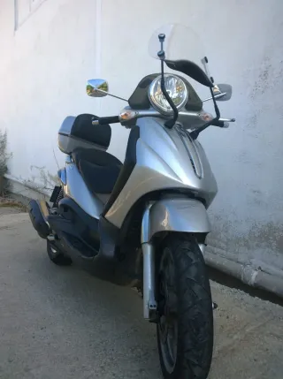 Piaggio Beverly 500cc Maxiscooter
