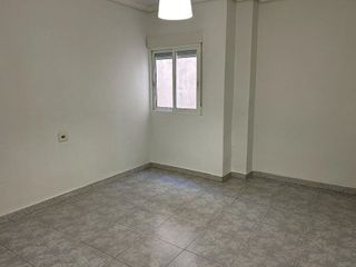 Piso en alquiler en El Pla de Sant Josep - L'Asil en Elche