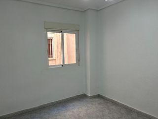 Piso en alquiler en El Pla de Sant Josep - L'Asil en Elche