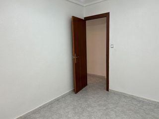 Piso en alquiler en El Pla de Sant Josep - L'Asil en Elche