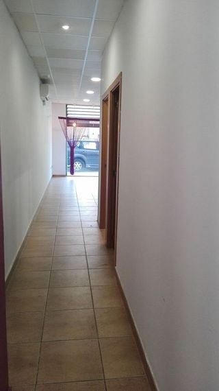 Local comercial en alquiler en Calella