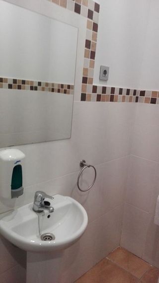 Local comercial en alquiler en Calella