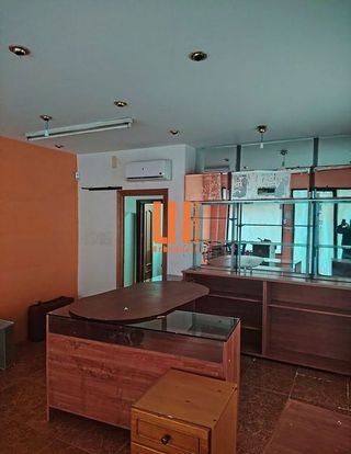 Local comercial en alquiler en Zarzaquemada en Leganés