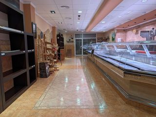 Local comercial en alquiler en Nuevo Centro en Sagunto
