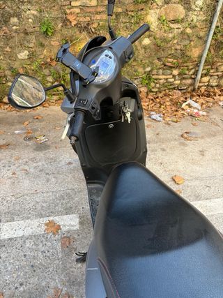 Moto Scooter Sim 125cc Automática