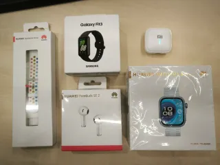 Lote 2 smartwatch 2 auriculares 1 correa