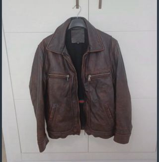 Chaqueta de cuero marrón
