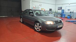 Skoda Superb 2004