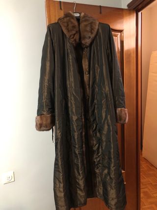Gabardina larga forrada mujer