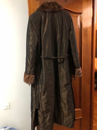 Gabardina larga forrada mujer