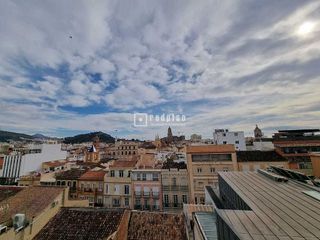 Ático en alquiler en La Goleta - San Felipe Neri en Málaga