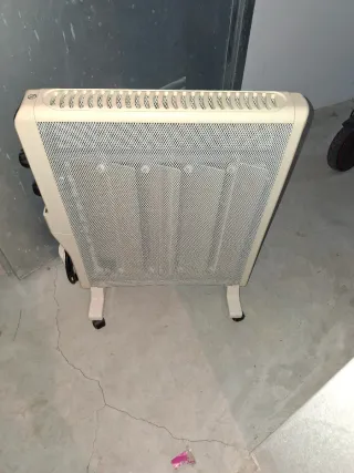 Estufa Jata Beige y Negra