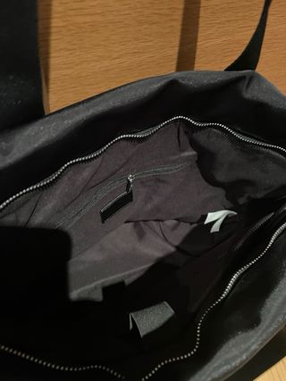 Bolso Parfois Negro Nylon Portátil