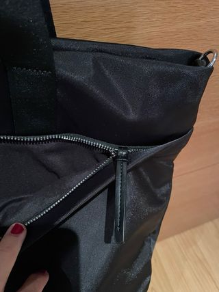 Bolso Parfois Negro Nylon Portátil