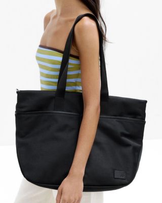 Bolso Parfois Negro Nylon Portátil