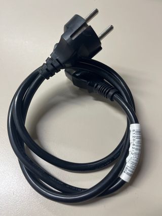 Cable de alimentación negro