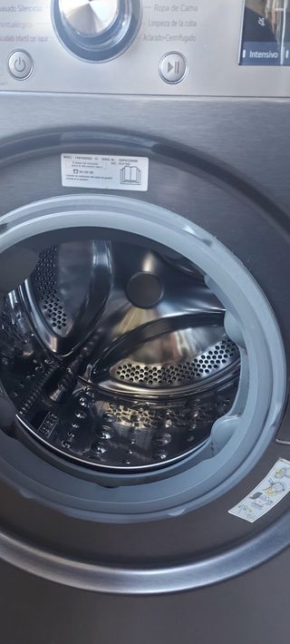 Máquina de Lavar Roupa LG 9 Kg