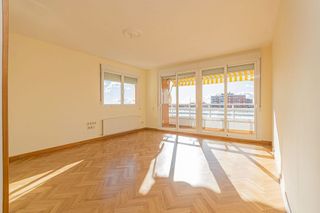 Piso en alquiler en Costillares en Madrid