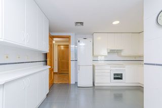 Piso en alquiler en Costillares en Madrid