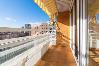 Piso en alquiler en Costillares en Madrid