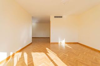 Piso en alquiler en Costillares en Madrid