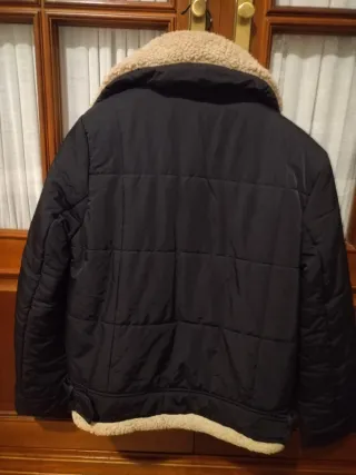 Chaquetón negro mujer forro beige