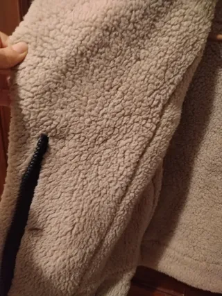 Chaquetón negro mujer forro beige