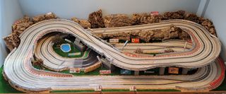 Maqueta Scalextric con luz 2,50 x 1,25 metros
