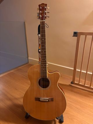 Guitarra Electroacústica Marrón