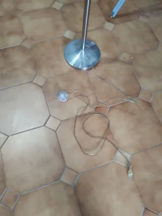 Lámpara de pie moderna tela y metal