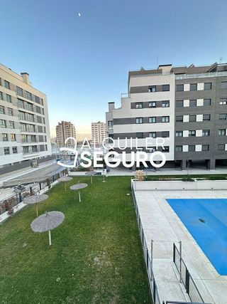 Piso en alquiler en El Cañaveral - Los Berrocales en Madrid