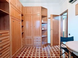 Piso en alquiler en Lucero en Madrid