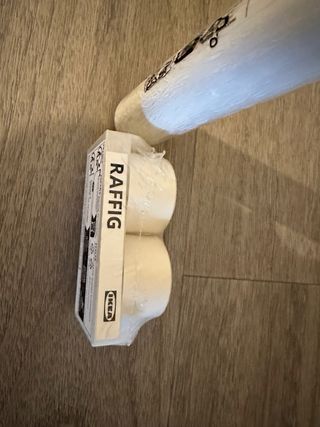 Barra Cortina Ikea HUGAD + Embellecedores RAFFIG